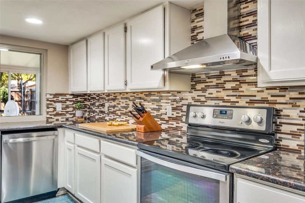 8511 Londonderry Lane, Dallas