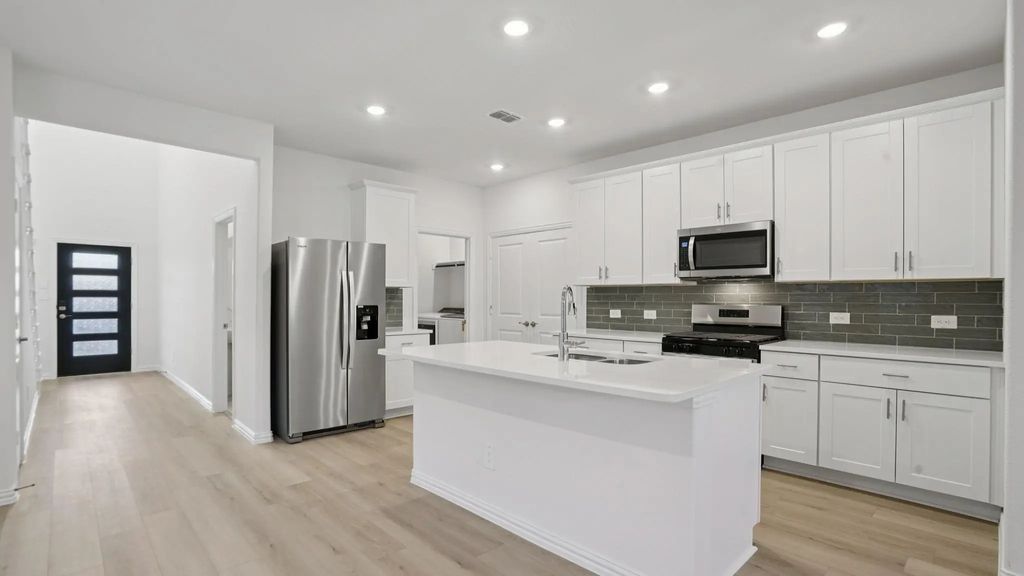 1745 Arches Road, Anna