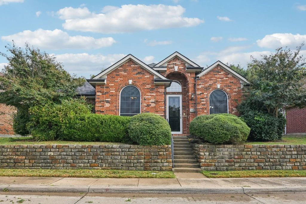 631 Harbor Cove Drive, Rockwall