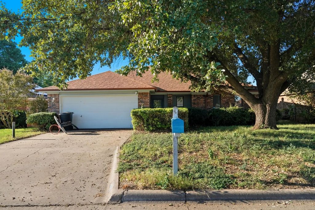 1401 Seamans Way, Abilene