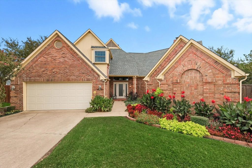 1222 Olde Towne Drive, Irving