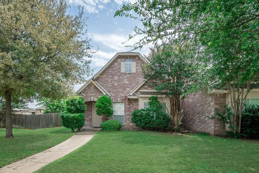 1902 Nest Place, Plano