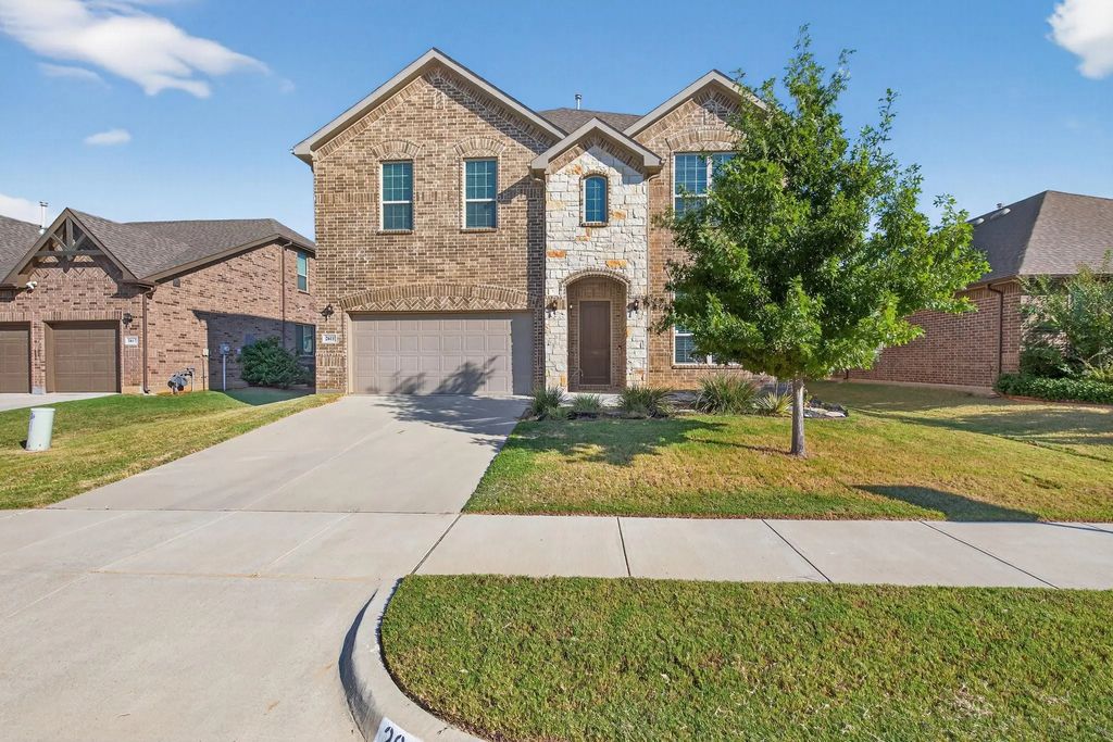 2815 Long Slope Road, Arlington