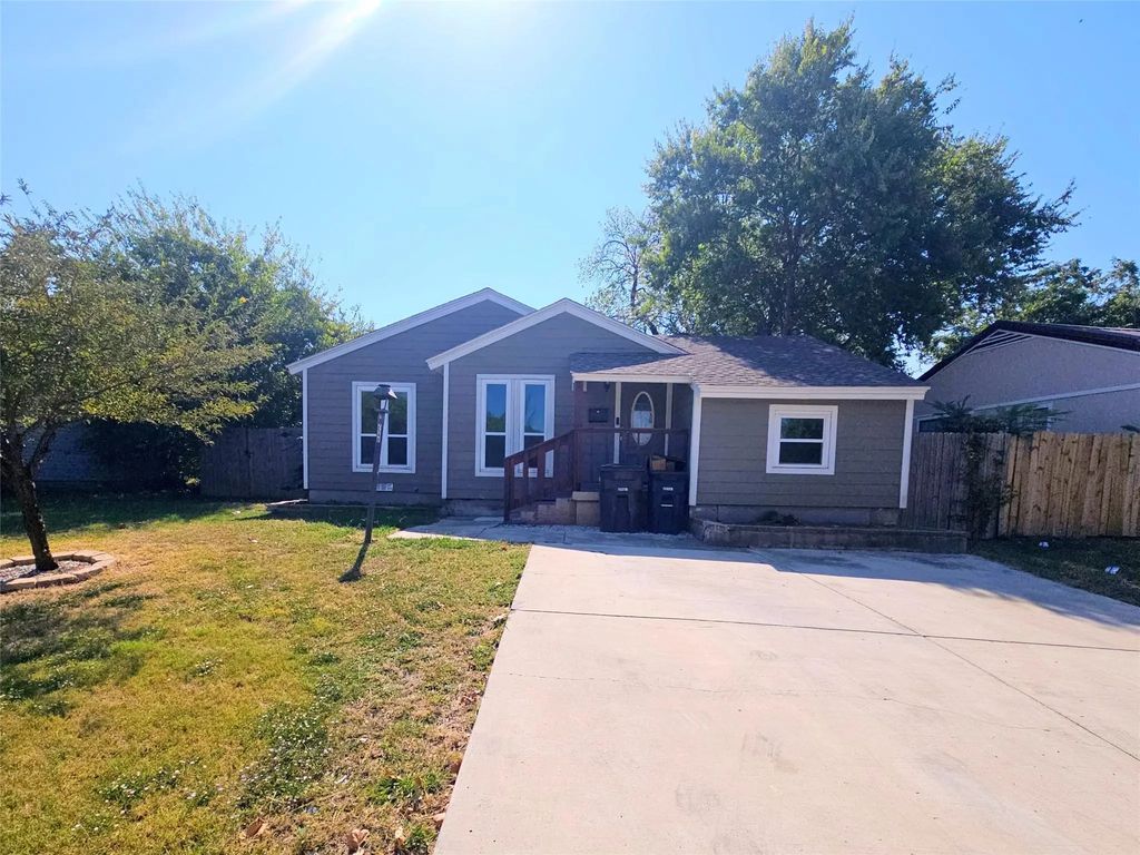 2540 Thannisch Avenue, Fort Worth