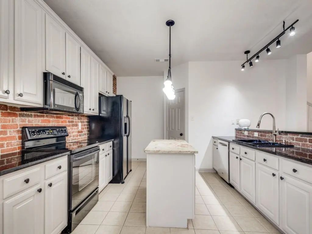1780 Massey Drive, Lewisville