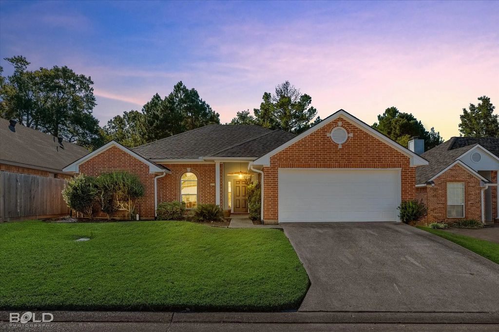 5715 Sweetwater Drive, Shreveport