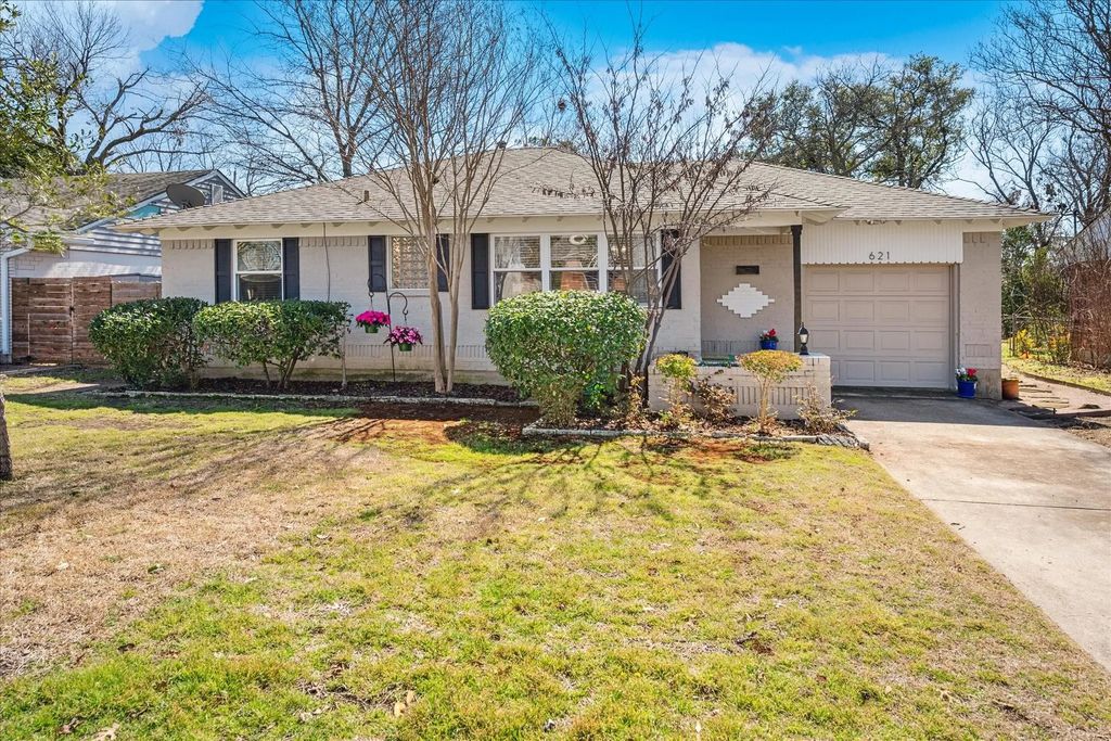 621 Ridgedale Drive, Richardson