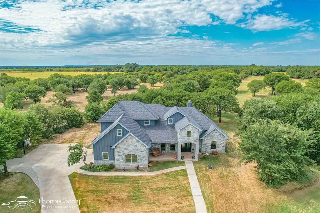 737 Hilltop Street, Baird