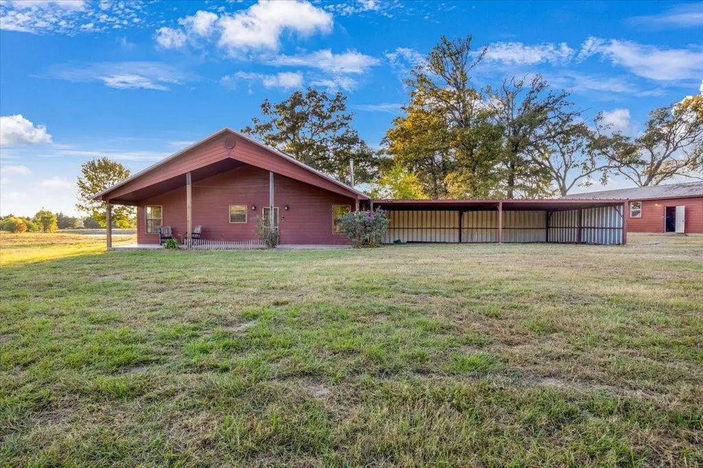 1809 County Road, Winnsboro
