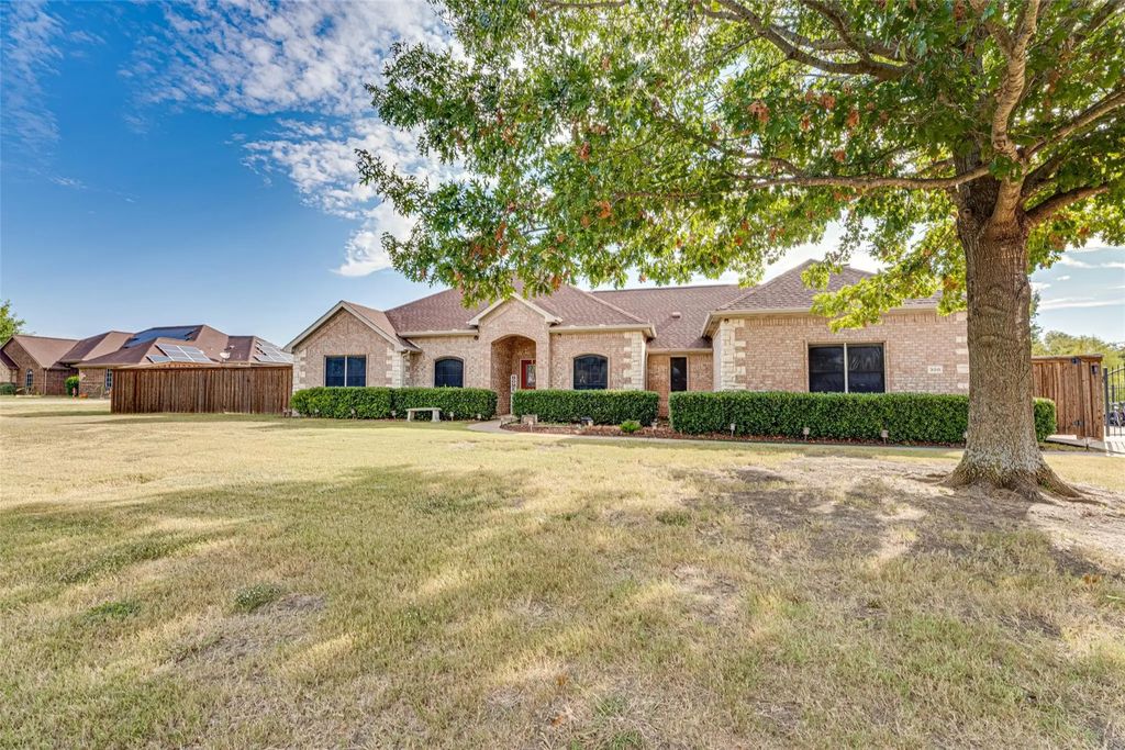 300 Springfield Lane, Red Oak