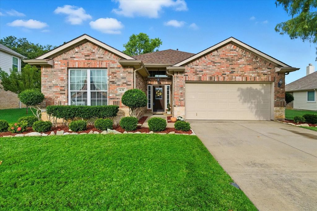 631 Grayson Lane, Lake Dallas