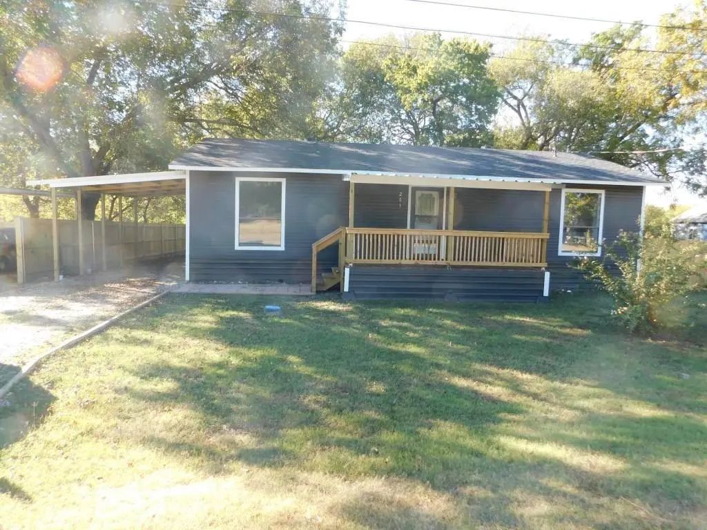 203 W Church Street, Bailey