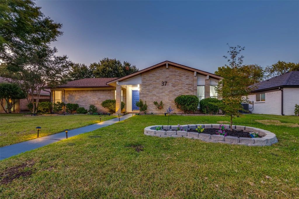 37 Merrie Circle, Richardson