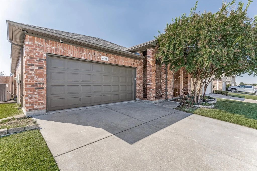 4016 Martinsburg Drive, Fort Worth