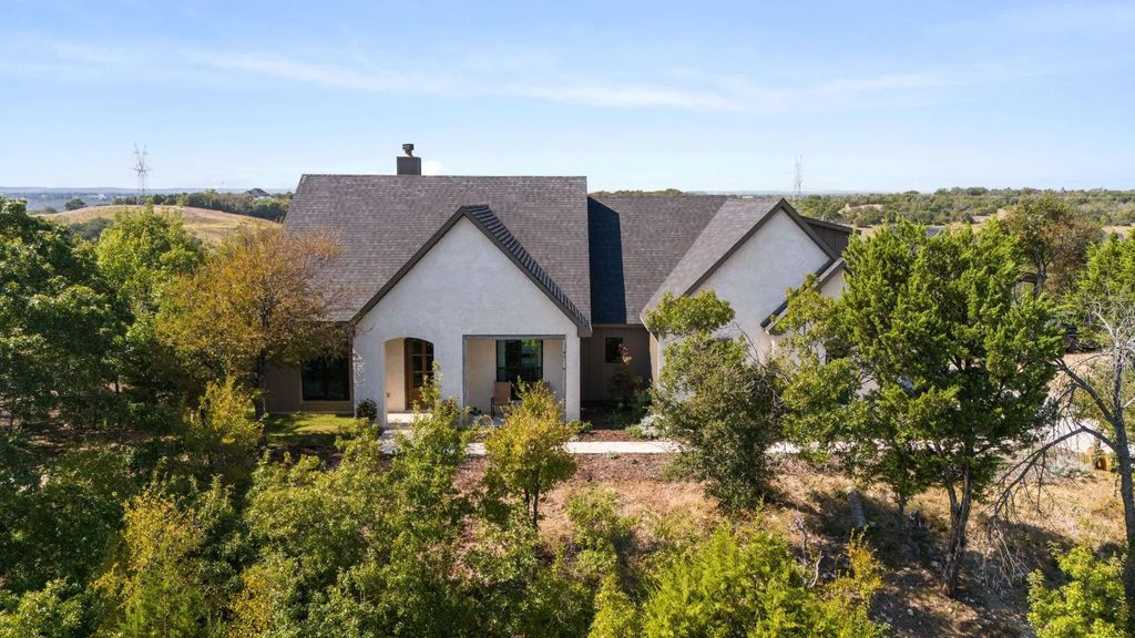 405 Glade Crest Road, Azle