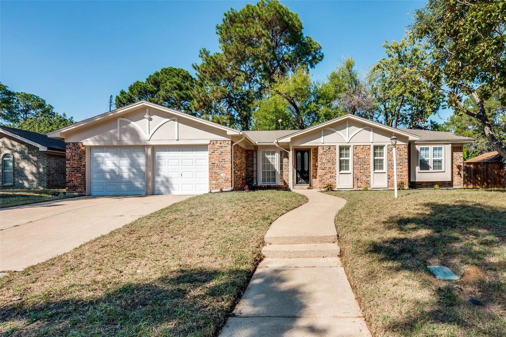 7321 Vanessa Drive, Fort Worth