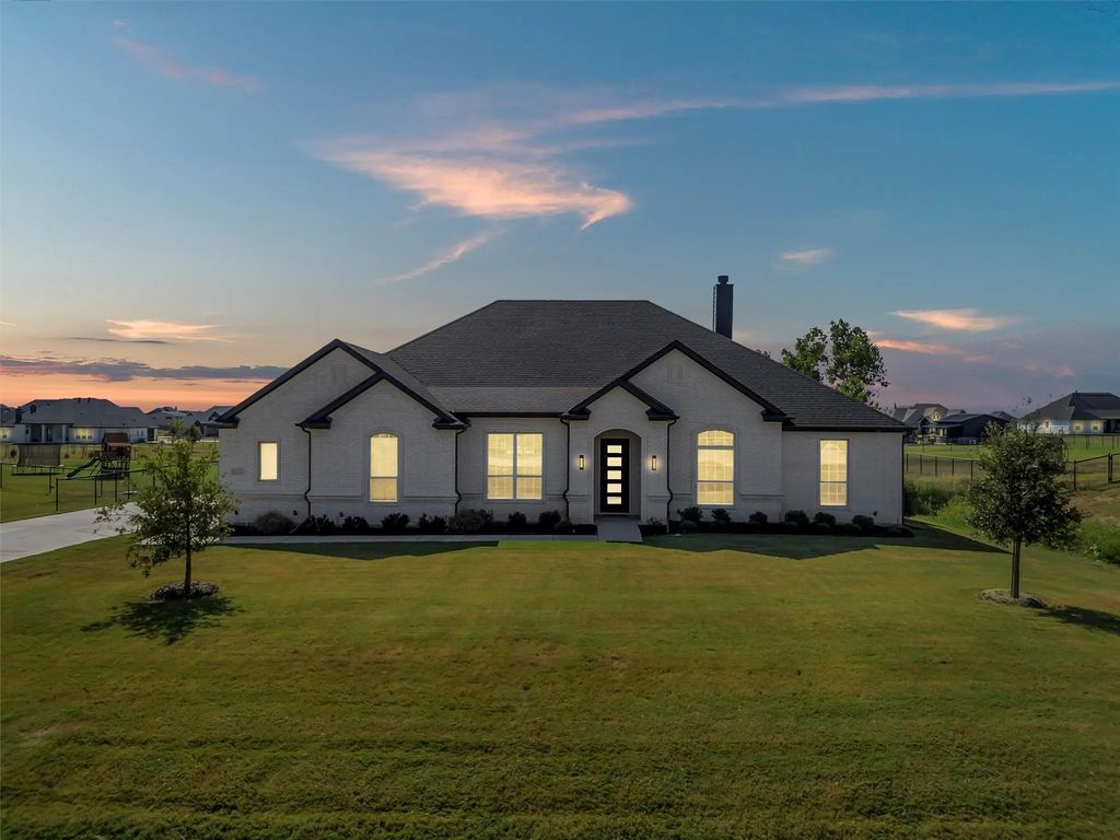 413 Venadito Drive, Godley