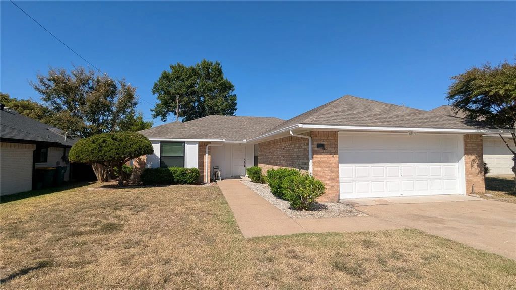 750 Rosehill Lane, Cedar Hill