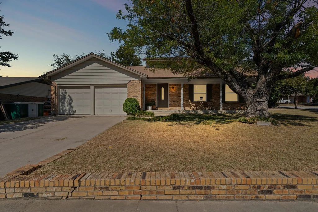 5817 Bunker Boulevard, Watauga