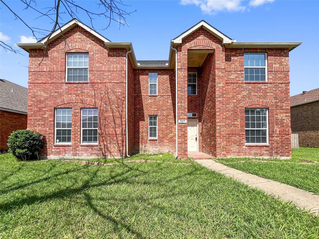 507 Binkley Court, Mesquite