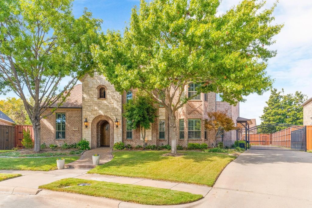 10215 El Cinco Drive, Frisco