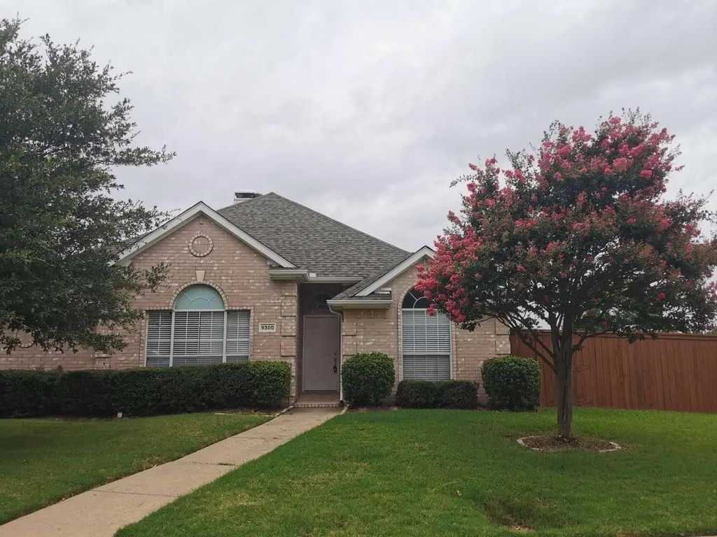 9300 Vista Circle, Irving