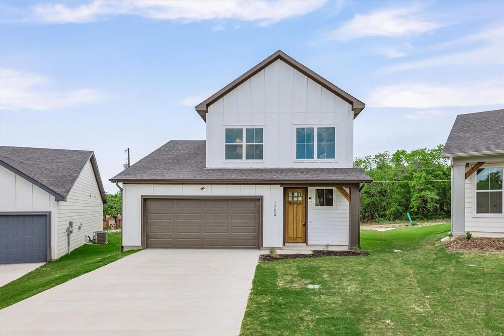 1204 Chestnut Court, Runaway Bay