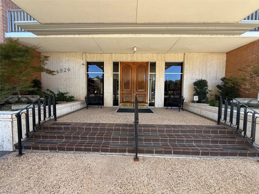 4924 Cobbs Drive 2e, Waco