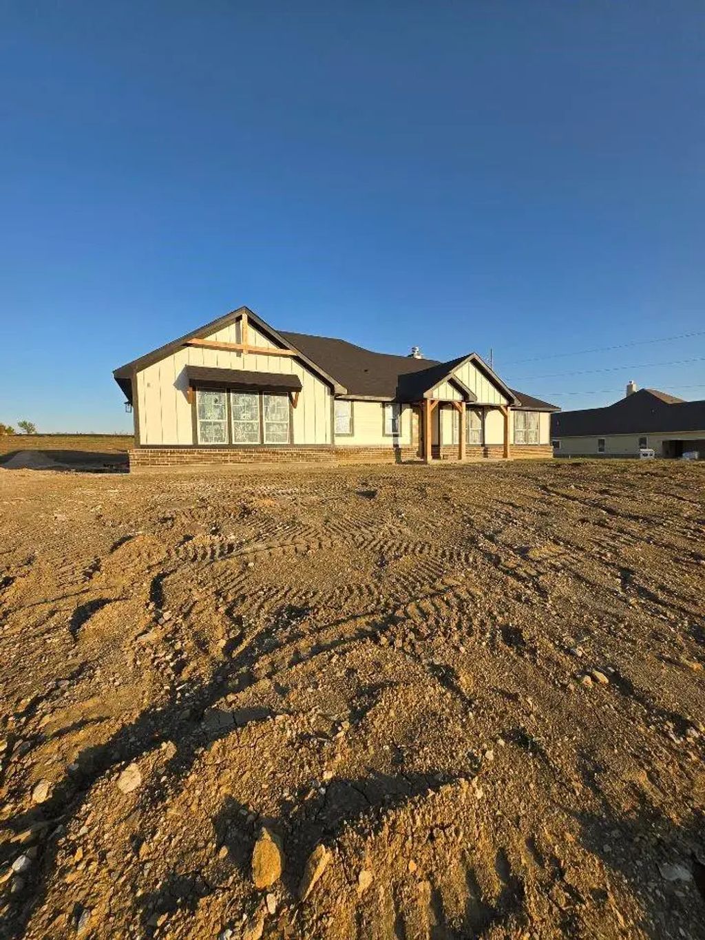 115 Hillview Trail, Decatur