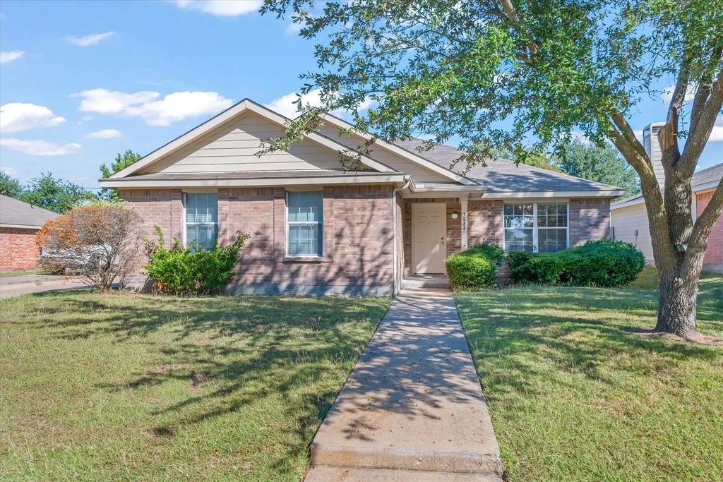 3884 Pinebluff Lane, Rockwall
