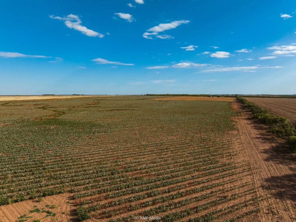 Cr 432, Merkel