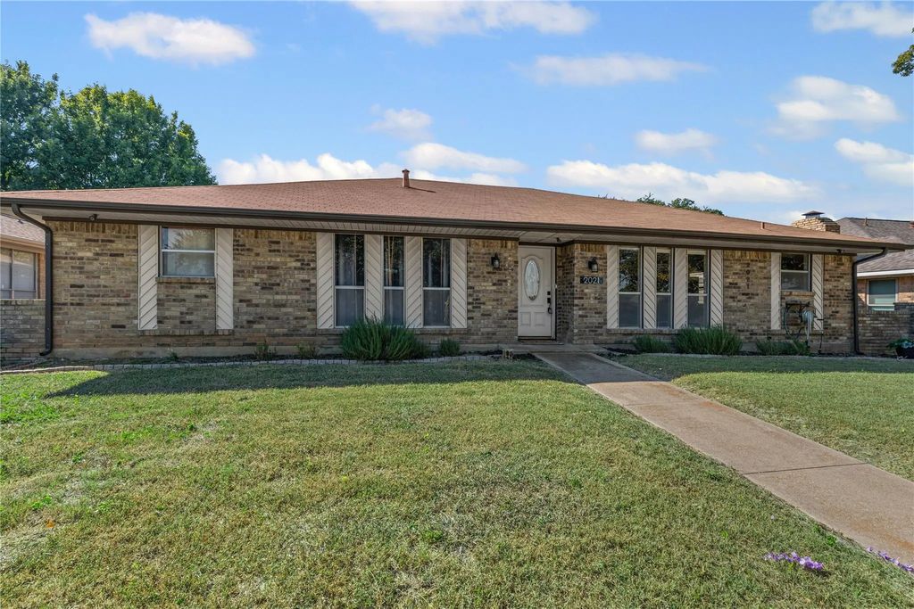 2021 Aliso Road, Plano