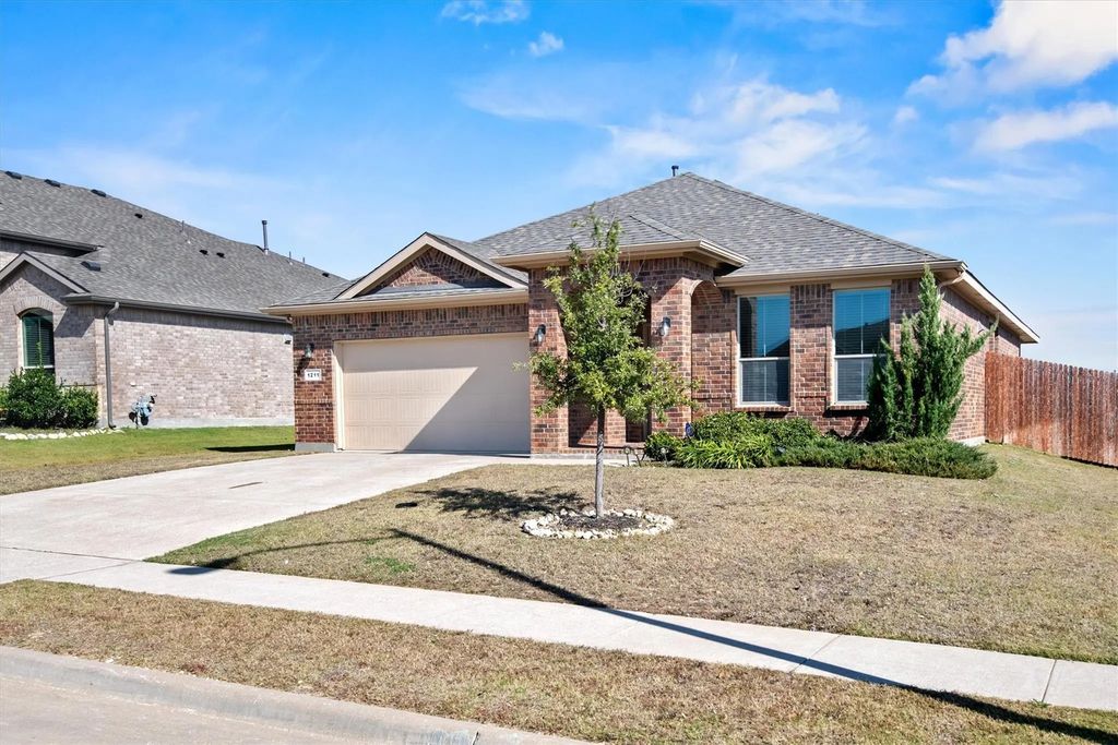 1211 Dublin Drive, Cleburne