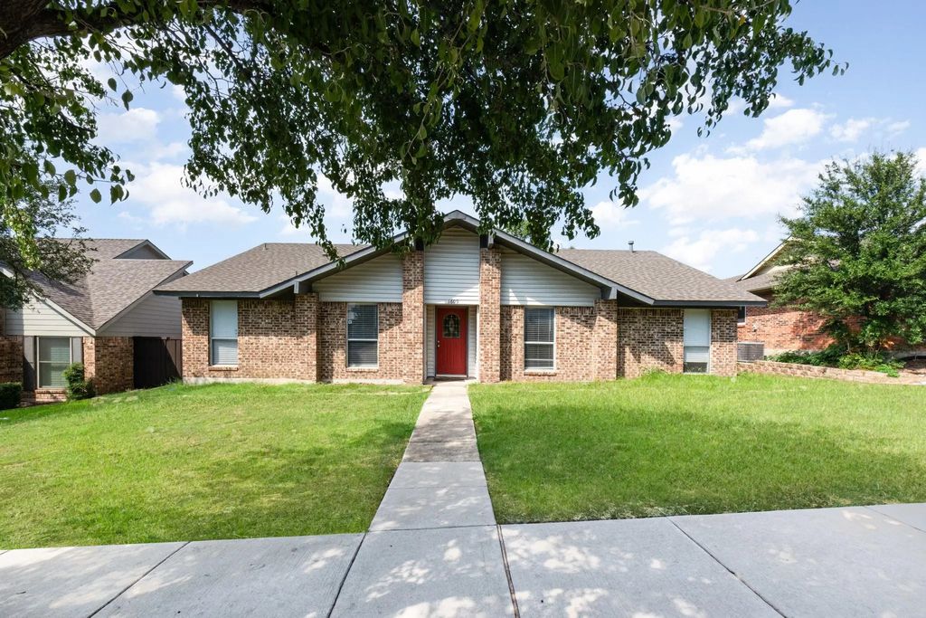 1609 Hartford Drive, Carrollton