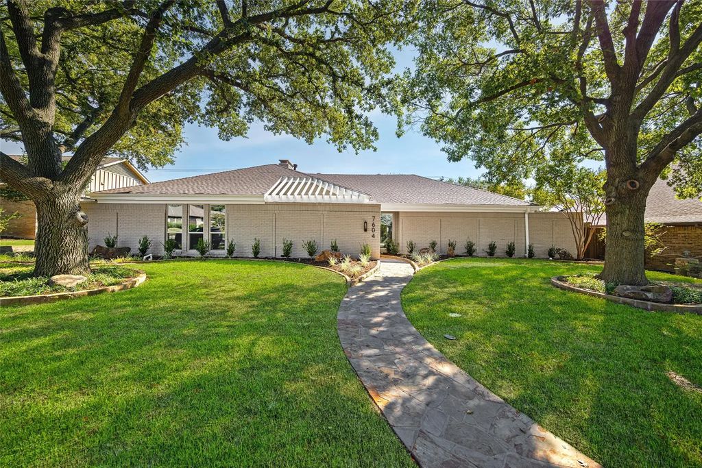 7604 Carta Valley Drive, Dallas