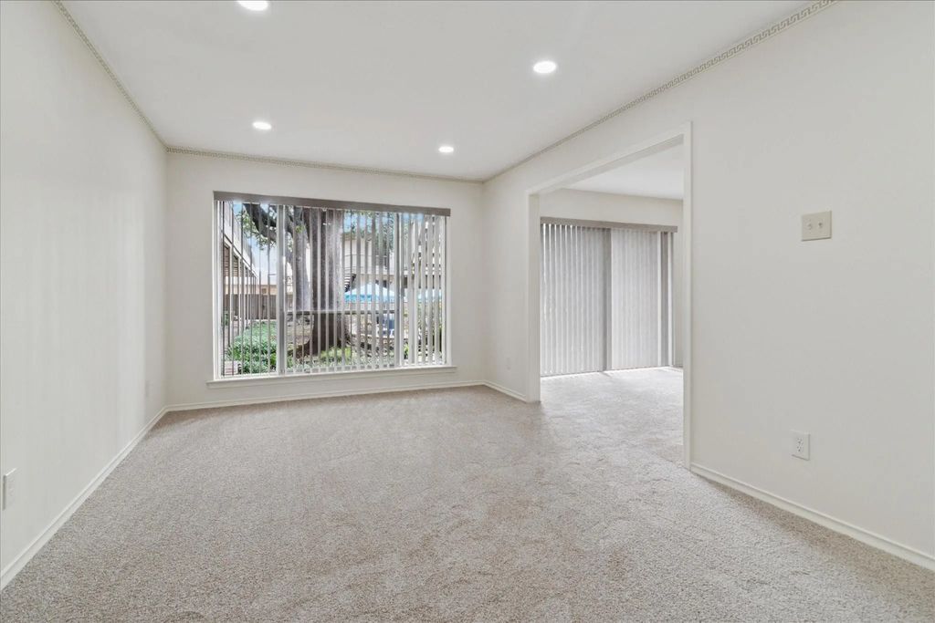 11118 Valleydale Drive A, Dallas