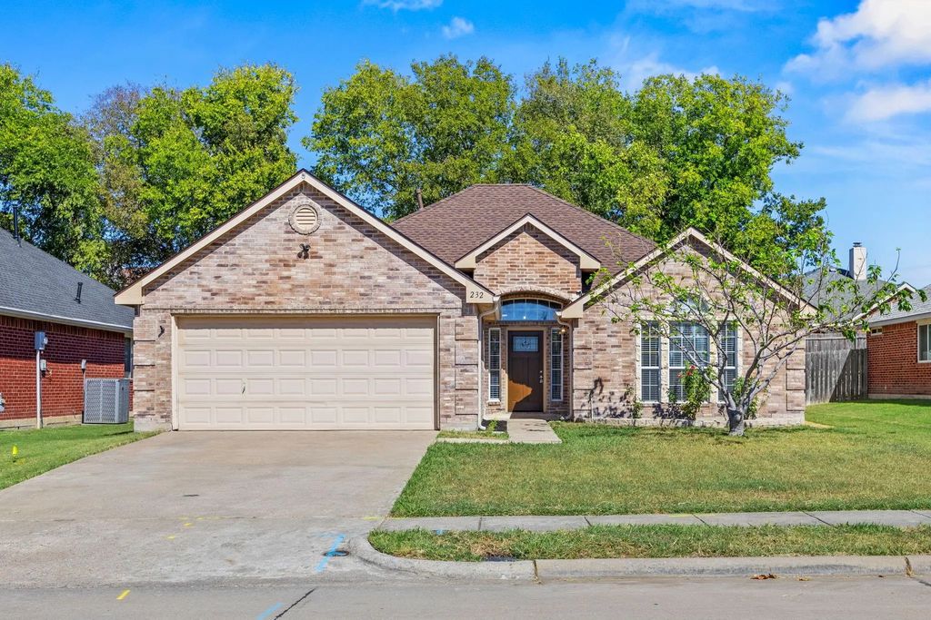 232 Cotton Wood Court, Rockwall