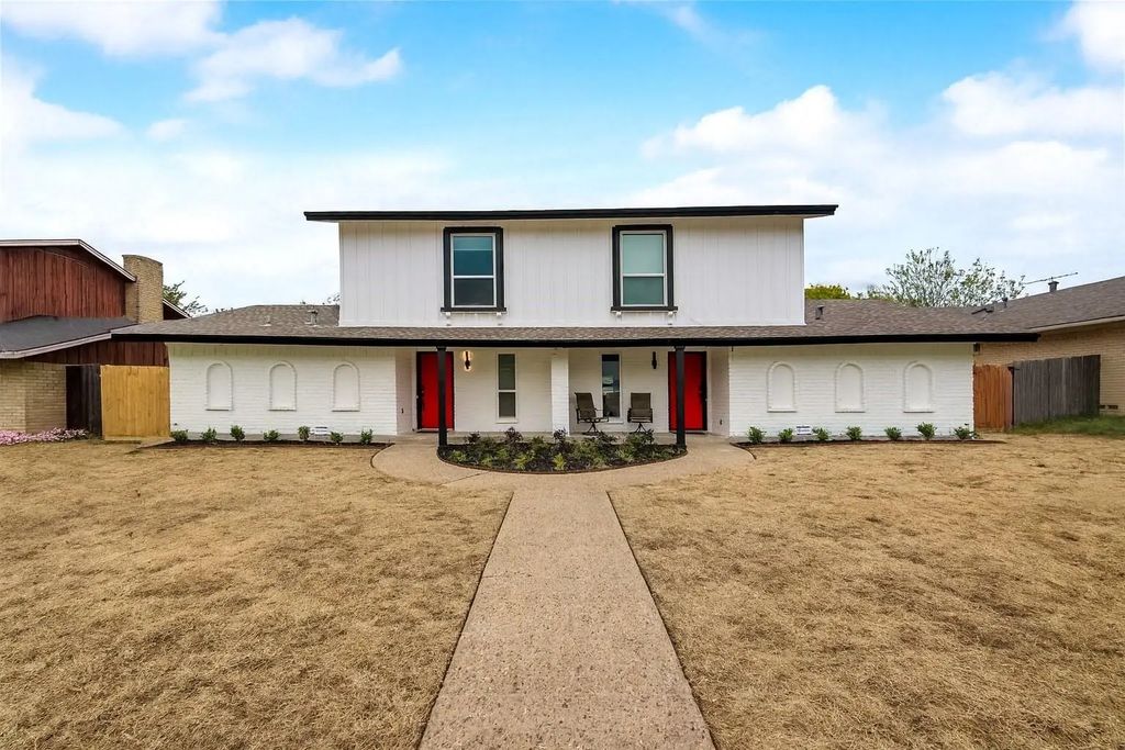 15819 El Estado Drive, Dallas