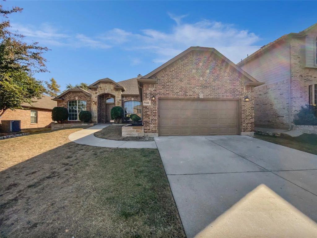 7108 Brekenridge Drive, Fort Worth