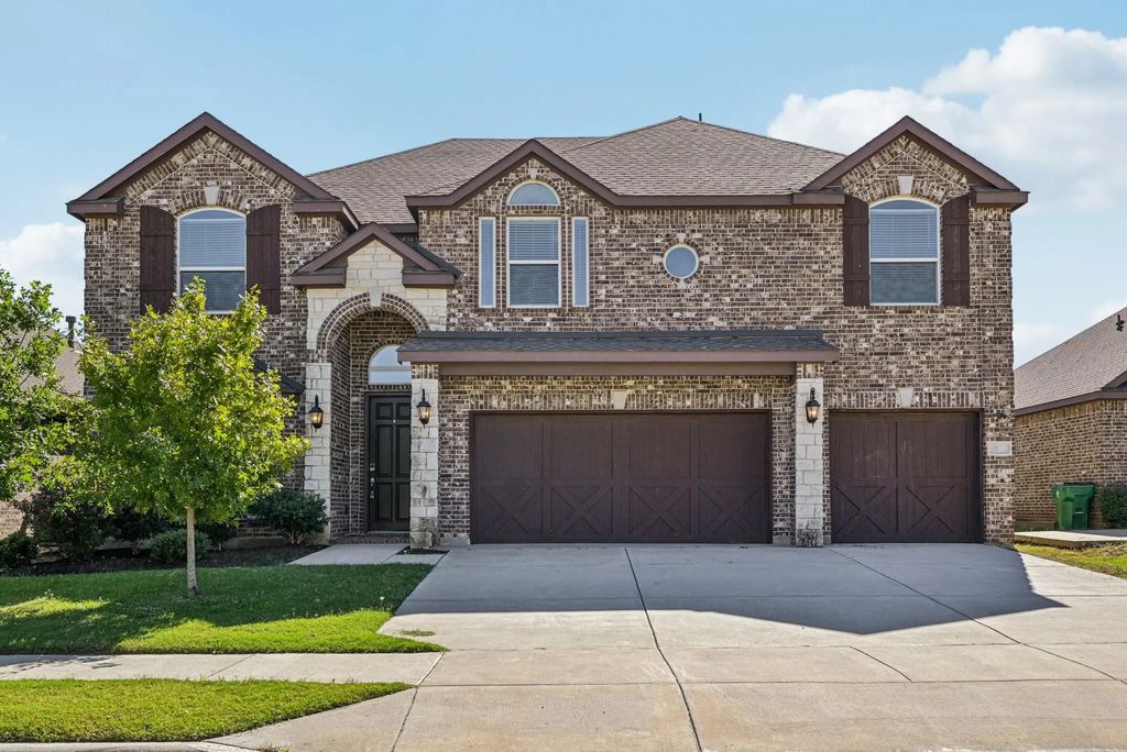6012 Oakmere Lane, Celina