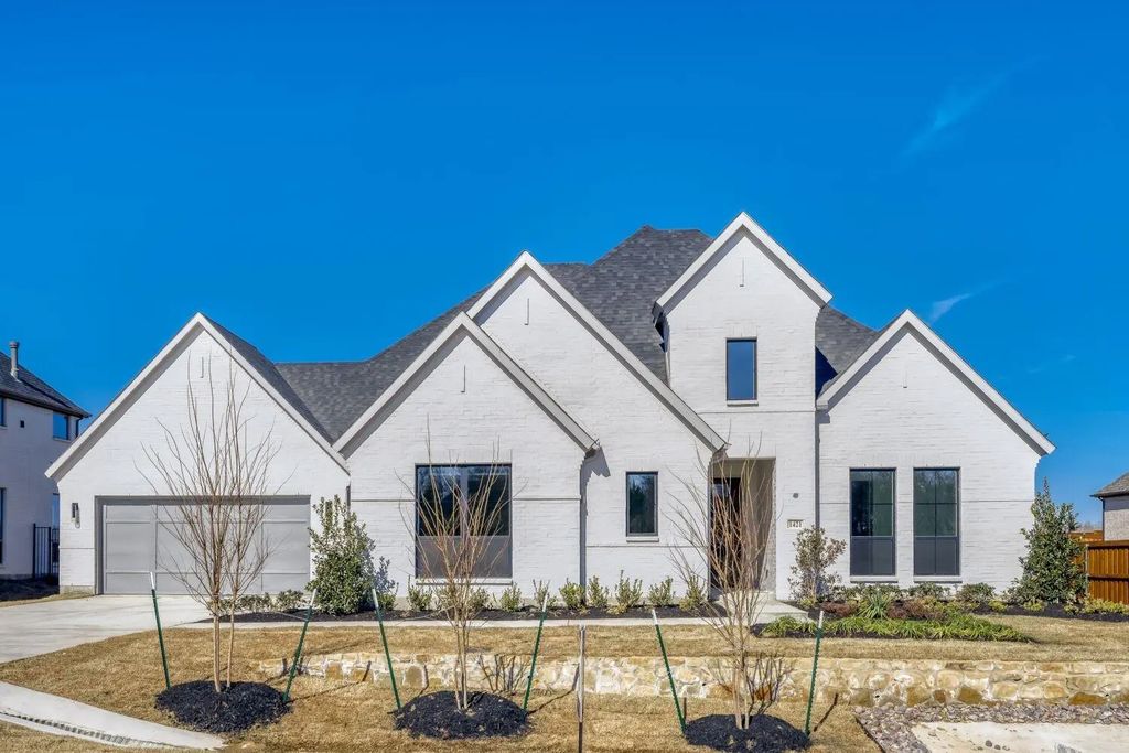 1421 Hidden Cove Drive, Lakewood Village