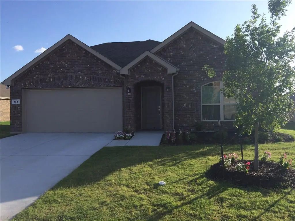 104 Morning Star Lane, Waxahachie
