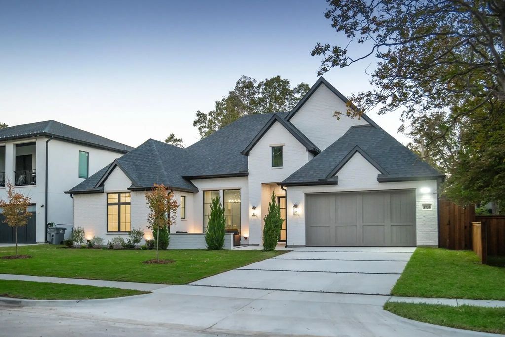 3736 Van Ness Lane, Dallas