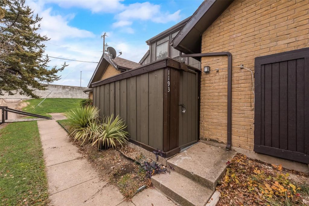 4622 Country Creek Drive 1193, Dallas