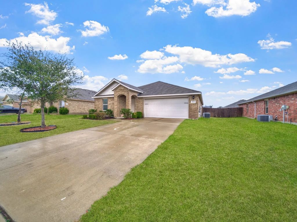 2812 Englenook Drive, Seagoville