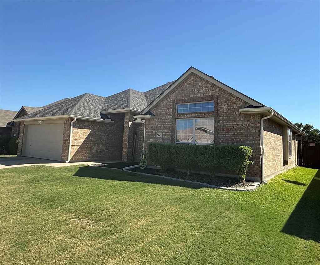 963 Redfish Drive, Burleson