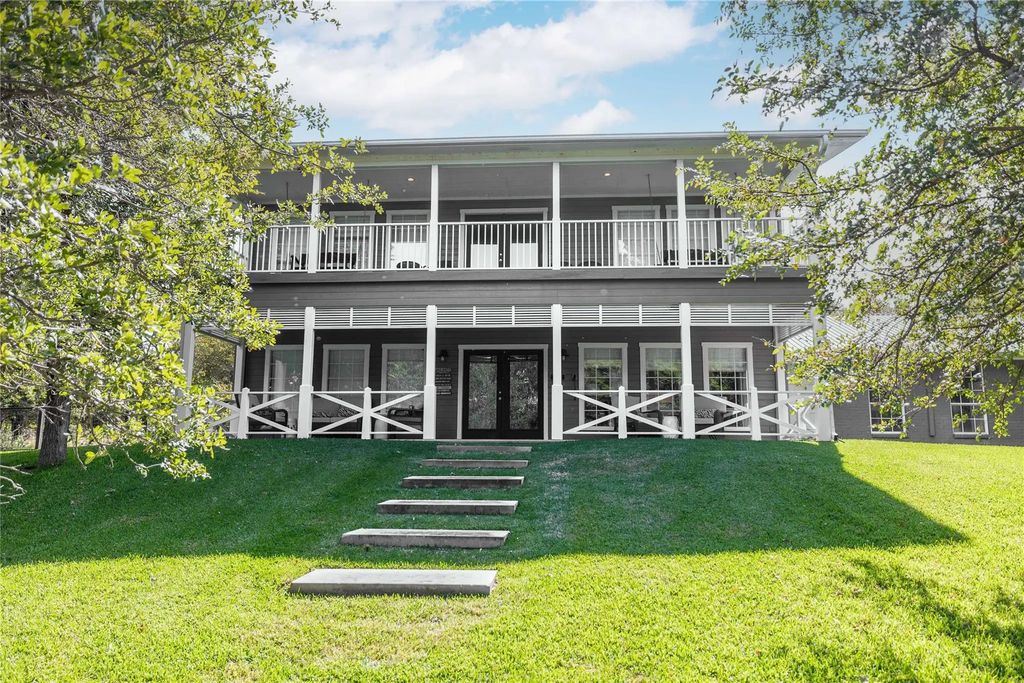 2019 Deepwater Road, Brownwood
