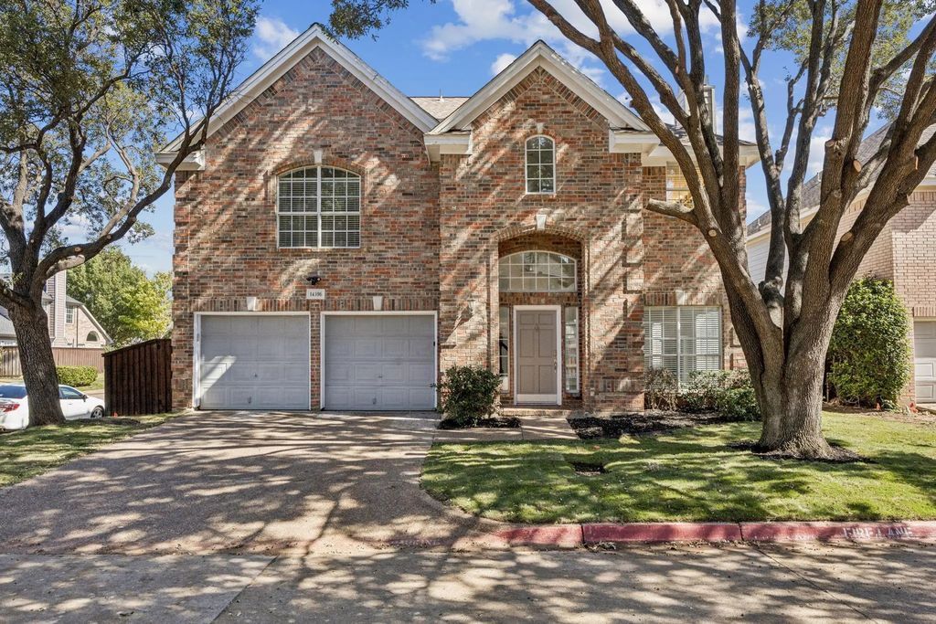 14596 Whitman Court, Addison
