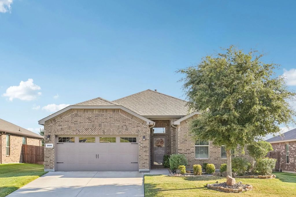 2606 Sunburst Drive, Glenn Heights