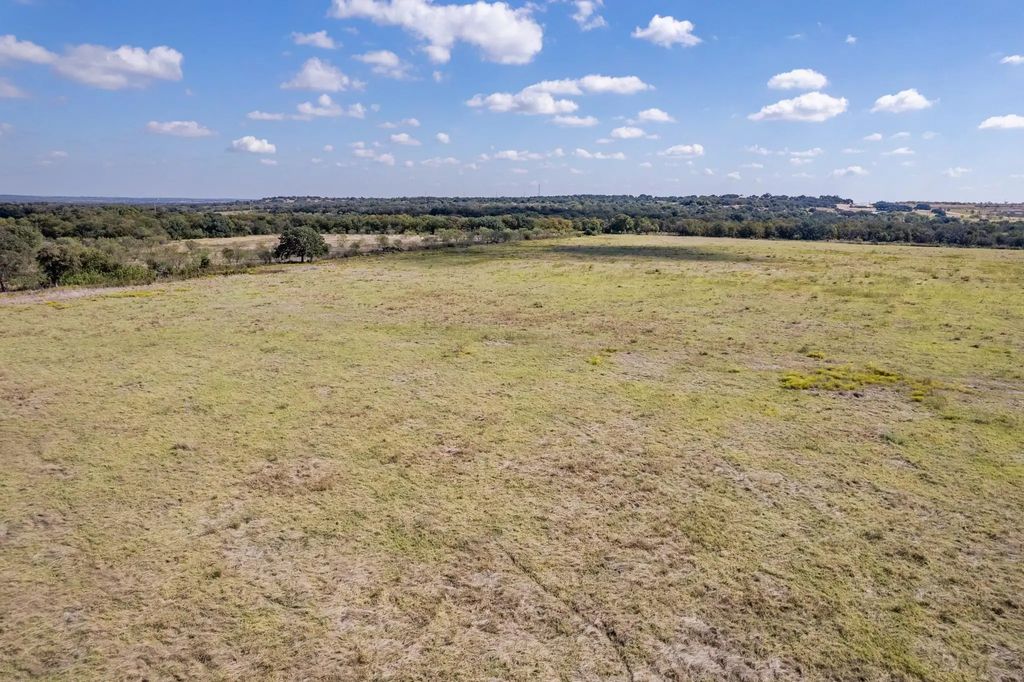 342 Tatanka Trail, Gustine